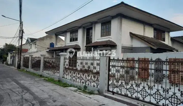 Rumah Terawat 2 Lantai Harga Bagus di Batununggal Bandung 1