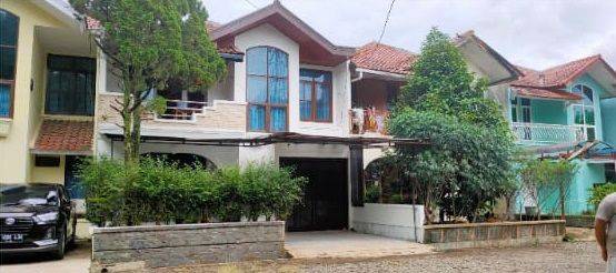 Rumah Bagus 2 Lantai Siap Huni Dalam Komplek Arcamanik Bandung 2