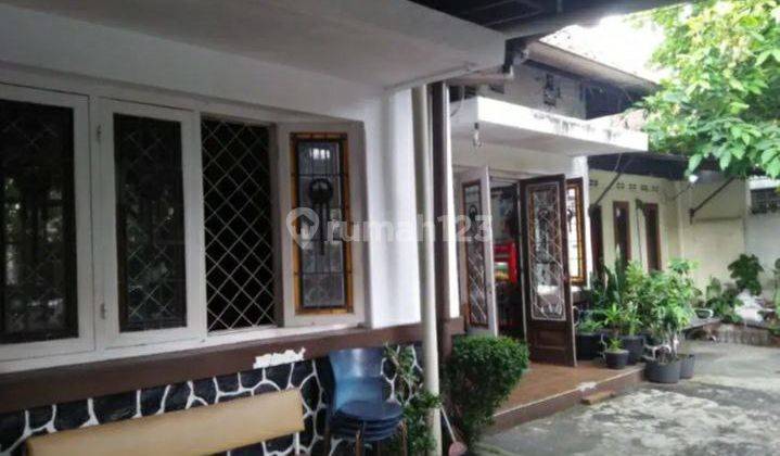 Rumah Lama Terawat Lokasi Bagus Tengah Kota Sayap Riau Bandung 2