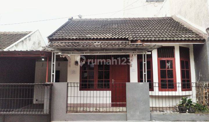 BU RUMAH DI PERUMAHAN JAMBUSARI 1