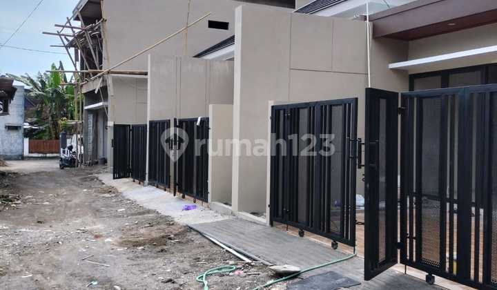 Rumah, 1 Lantai, SHM, di Kalasan, 2