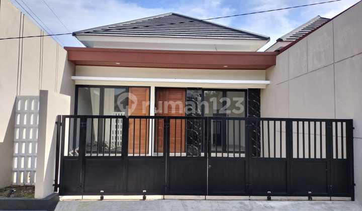 Affordable Ready-to-Occupy House with SHM