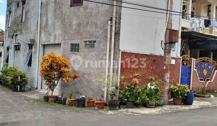 KOS PUTRI STRATEGIS DEKAT KAMPUS TERNAMA 2