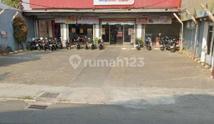 FOR RENT SHOPHOUSE - Mantrijeron, Yogyakarta, Special Region of Yogyakarta FOR RENT SHOPHOUSE - Mantrijeron, Yogyakarta, Special Region of Yogyakarta