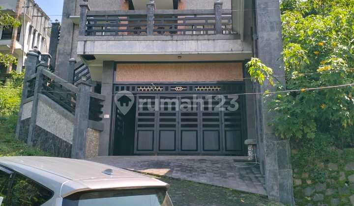 DIJUAL VILLA MEWAH DI TRETES PANDAAN 