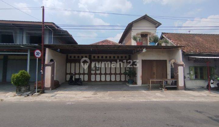 RUMAH UNTUK USAHA PINGGIR JALAN KLATEN 1