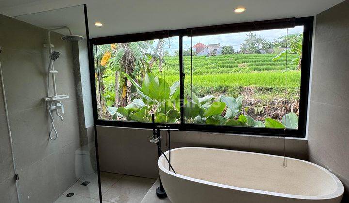 Modern 2BR Villa With Stunning Rice Field View At Canggu Padonan 2