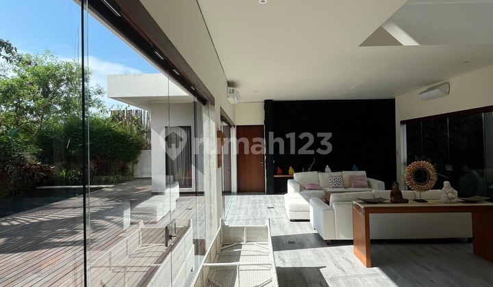 Rumah Villa Di Ungasan Bali with Ocean View Kuta Selatan Badung