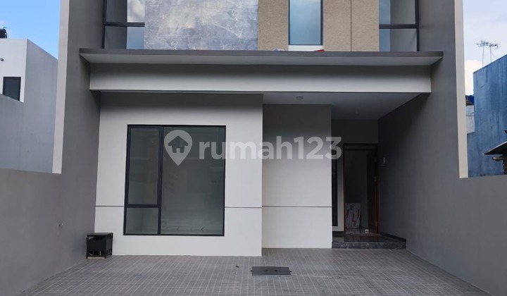 Rumah Baru Modern Minimalis dan Bagus di Mekar Wangi, Bandung 2