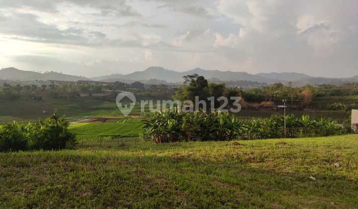 Kavling view danau di Tatar Kumalasinta Kota Baru Parahyangan