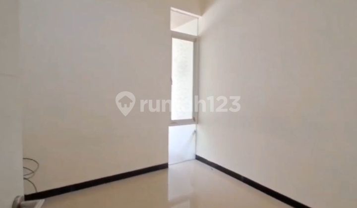 Rumah minimalis bagus turun harga di Taman kopo Indah V, Bandung 2