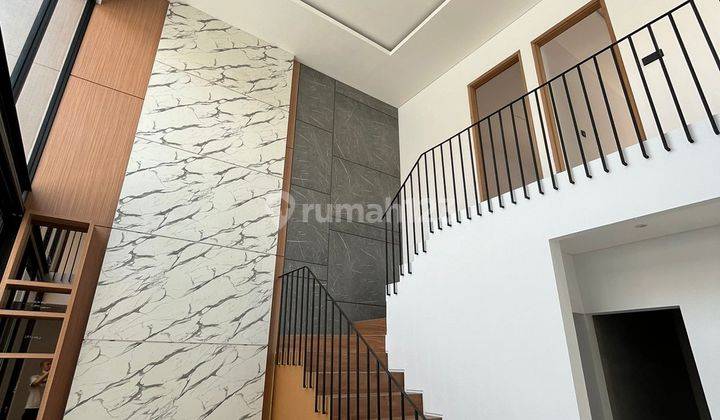 Rumah Baru 2 Lantai Modern Minimalis di Kota Baru Parahyangan 1