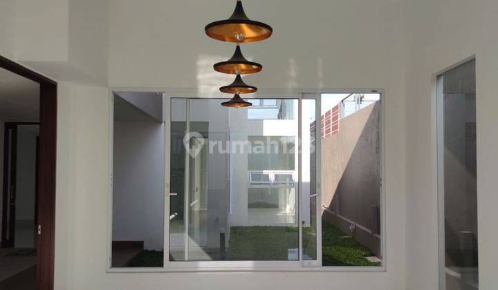 Rumah baru minimalis view city terbaik di Setiabudi Regency 1