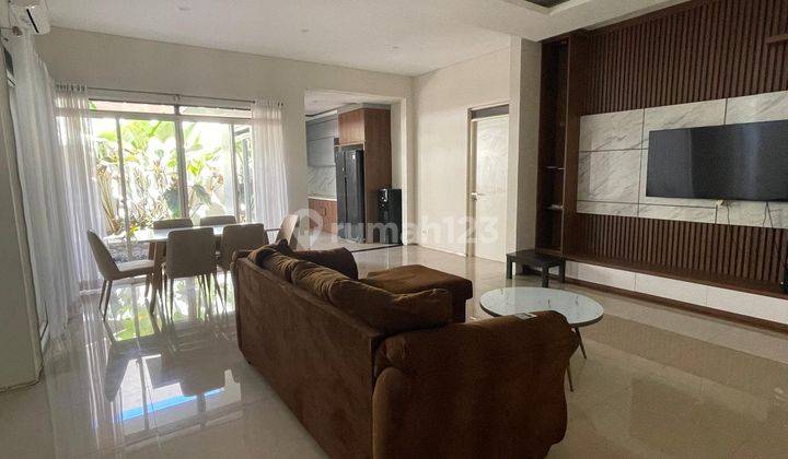 Rumah Minimalis Furnished Siap Huni di Kota Baru Parahyangan 1