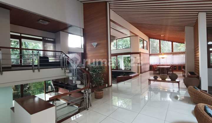 Rumah Asri dan Furnish Siap Huni di Budi Asih Setiabudi, Bandung