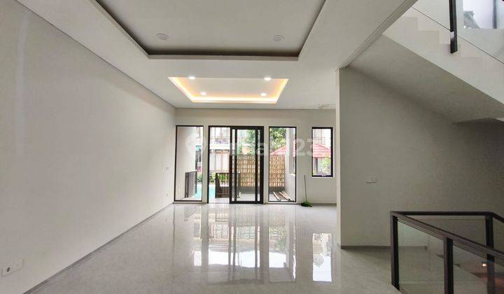 Rumah baru modern minimalis sangat bagus di Setra duta, Bandung 1