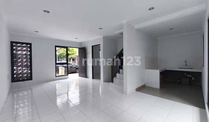 Rumah Baru Premium Sangat Bagus di Summarecon Bandung Rumah Baru Premium Sangat Bagus di Summarecon Bandung