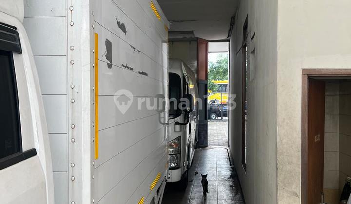 Gedung dan Gudang di mainroad Soekarno Hatta dekat Metro, Bandung 2