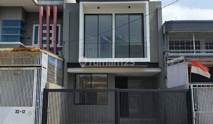 Rumah baru modern minimalis 2 lantai di Sumbersari, Bandung 1