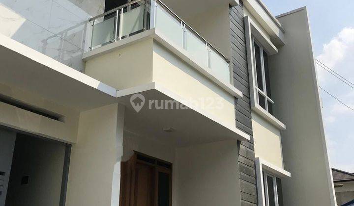 Rumah Baru 2 Lantai Minimalis Siap Huni di Kopo Mas, Bandung 1