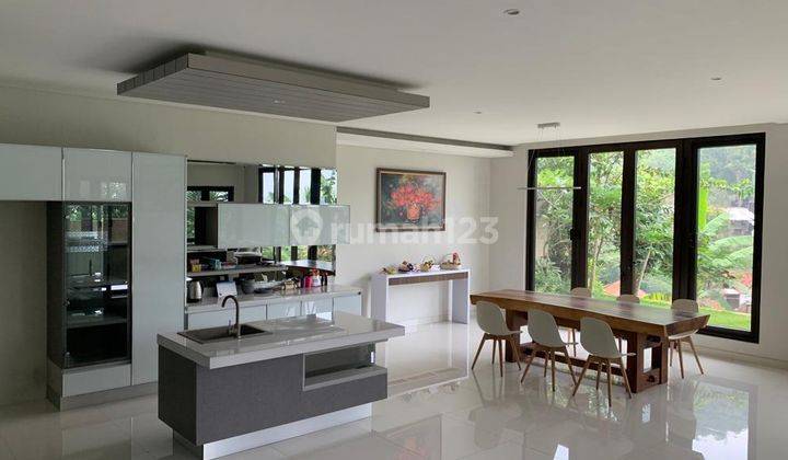 Rumah Mewah Full Furnished bagus view Bandung di Resor Dago Pakar 2