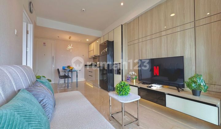 Apartemen 1 BR Furnished Sangat Bagus di Landmark Residence