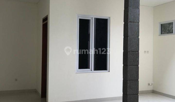 Rumah Baru 2 Lantai Minimalis Siap Huni di Kopo Mas, Bandung 2