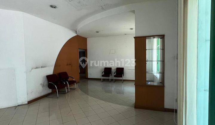 Ruang Usaha Lokasi Bagus Cocok Kantor, Cafe di Mainroad Riau  2