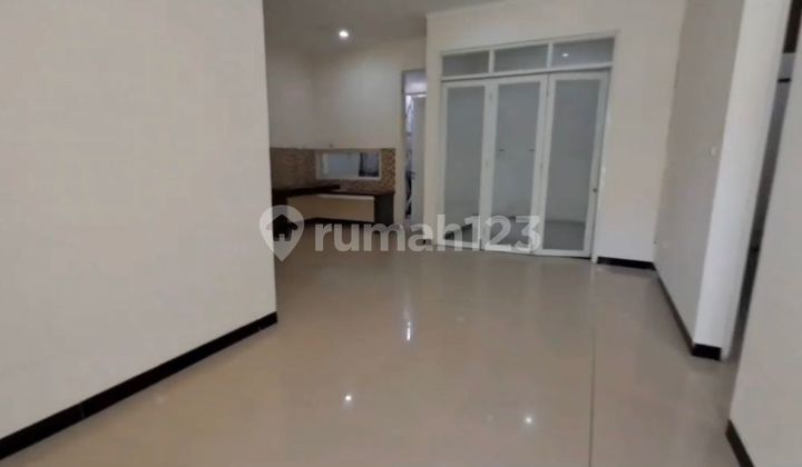 Rumah minimalis bagus turun harga di Taman kopo Indah V, Bandung Rumah minimalis bagus turun harga di Taman kopo Indah V, Bandung