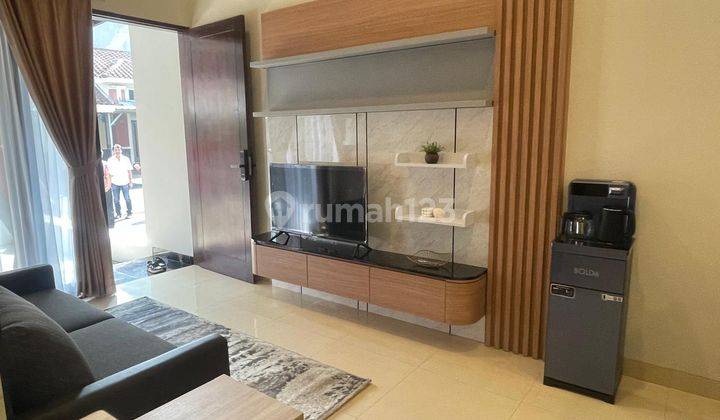 Rumah Modern Minimalis Furnished di Kota Baru Parahyangan Bandung 1