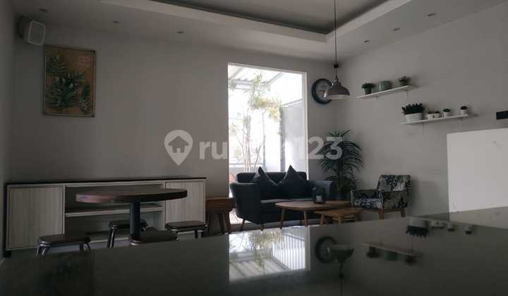 Hotel business space at an affordable price, located on the main road in Setiabudi, Bandung. Hotel business space at an affordable price, located on the main road in Setiabudi, Bandung.