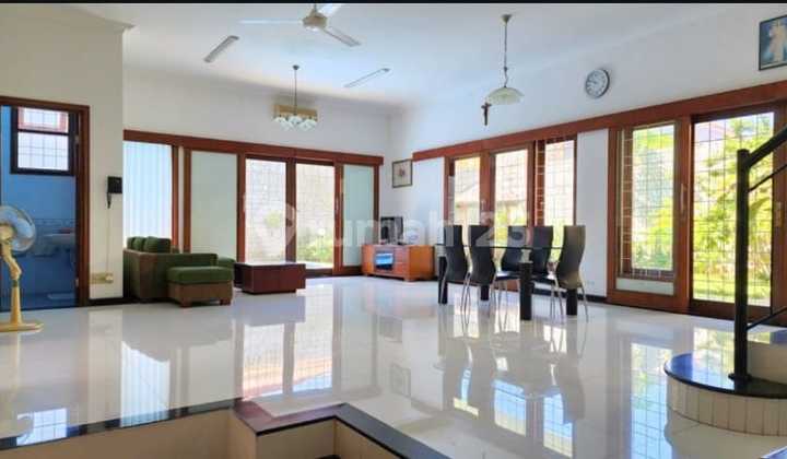 Rumah Villa Nyaman di Puputan Renon Denpasar, Bali