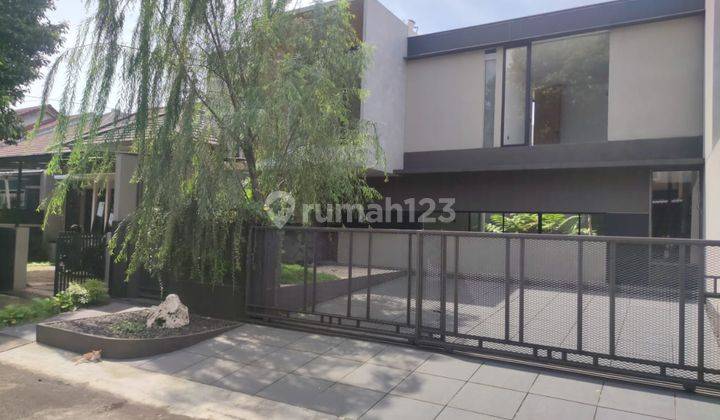 Rumah baru minimalis design sangat keren di Batununggal, Bandung 1