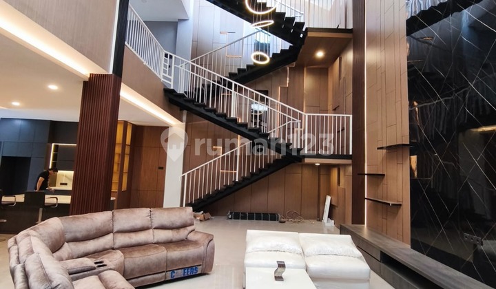 Exclusive Modern Minimalist Luxury House in Sumber Sari, Bandung