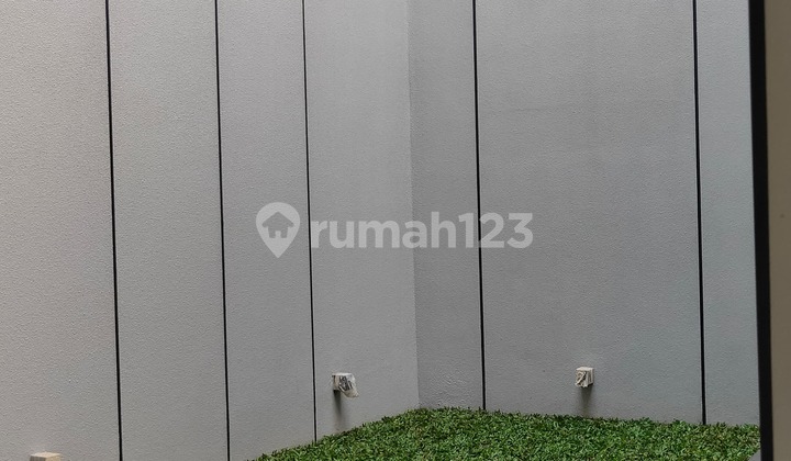 Modern minimalist 2-story new house in Komplek Muara, Bandung. Modern minimalist 2-story new house in Komplek Muara, Bandung.