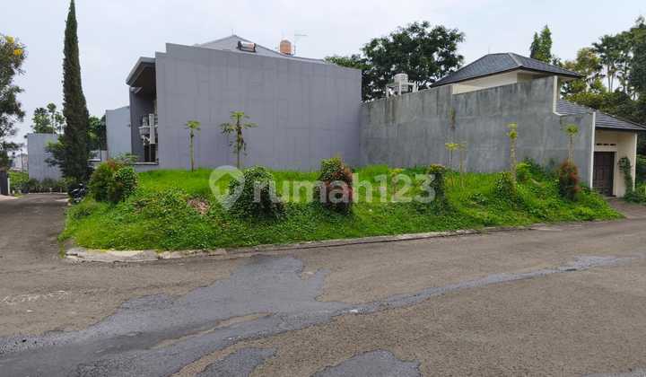 Kavling Hook sangat bagus lokasi dalam cluster Setra duta Bandung