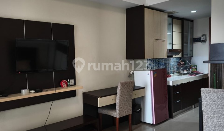 Apartemen Studio furnished sangat bagus di Beverly Dago, Bandung 2
