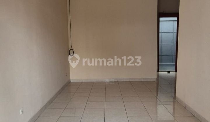 Rumah Siap Huni 1 Lantai Jarang Ada di Singgasana, Bandung