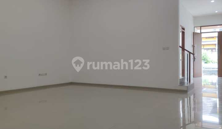 Modern Minimalist New Home in Elite Cluster at Mekar Wangi, Bandung 2