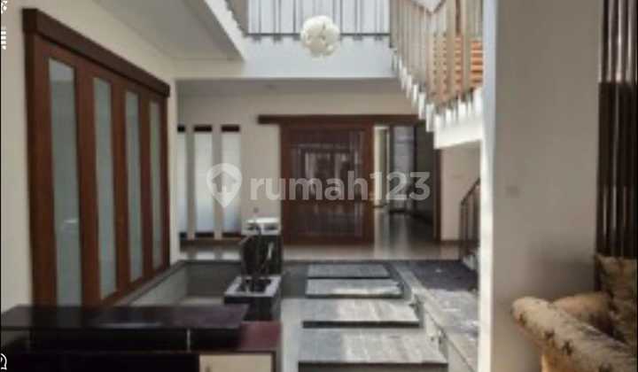 Rumah eksclusif sangat bagus dan terawat di Mekar Wangi, Bandung 2