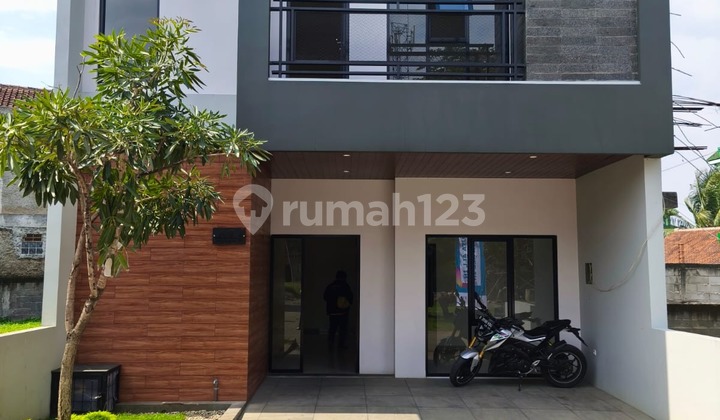 Rumah baru minimalis harga murah sudah all in di Kopo Katapang