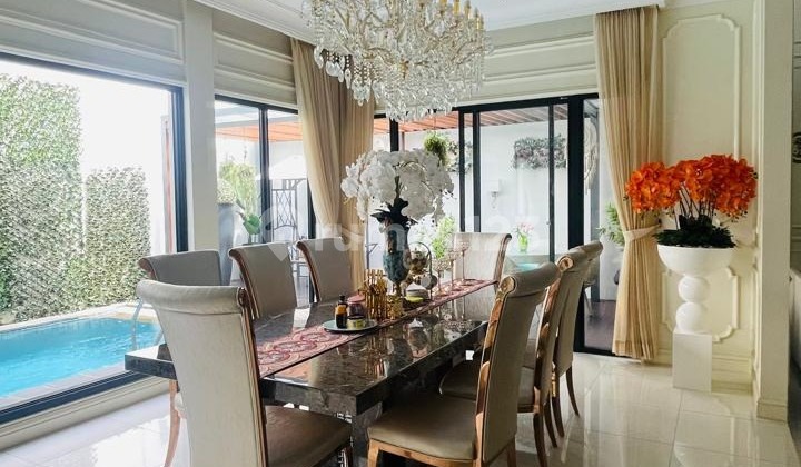 Rumah mewah Furnished cantik Cluster Emily di Summarecon Bandung 2