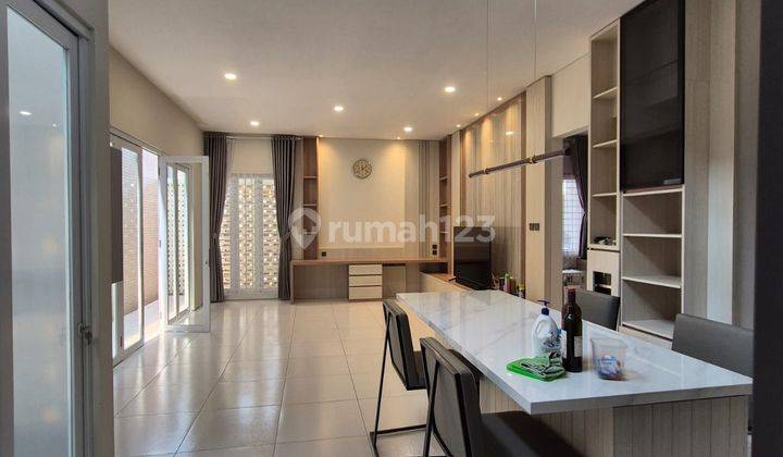 Rumah Baru Modern Minimalis Mewah di Komplek Muara, Bandung 1