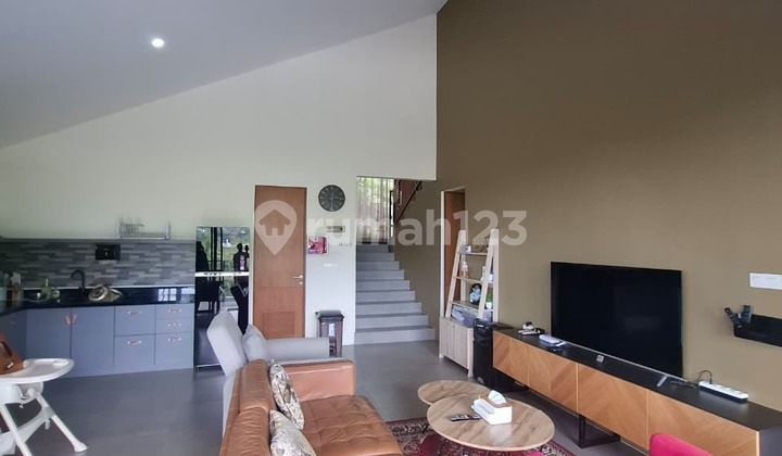 Rumah villa murah sangat bagus view kota di Dago Village, Bandung