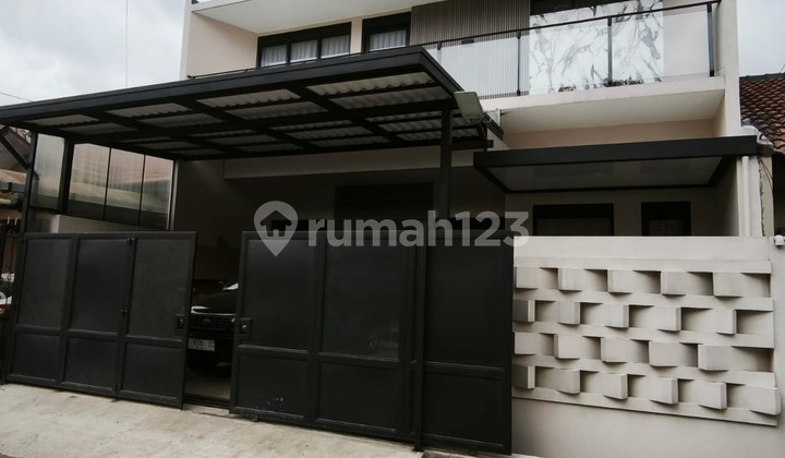 New Minimalist 2-Story House Very Nice and Price Reduced in Tki