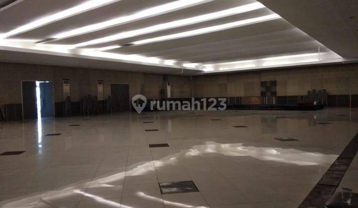 Gedung Keren Cocok Untuk Kantor Dan Usaha di Kopo Bihbul, Bandung 2
