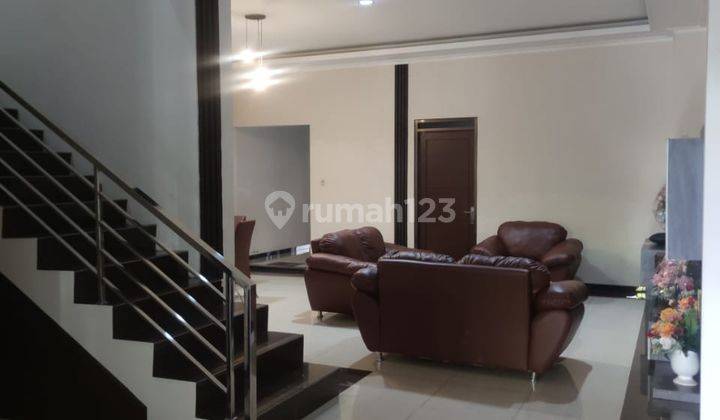 Rumah furnished sangat besar harga murah di Mekar Wangi, Bandung 2