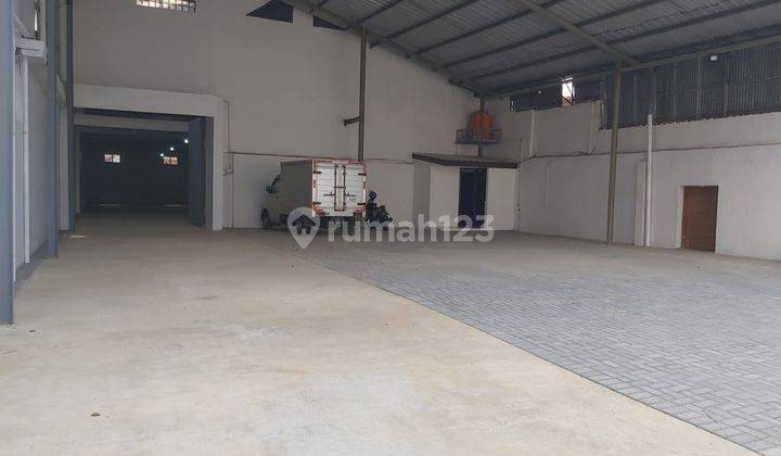 Gudang Baru Lokasi Prime Jalan Utama Kopo Katapang, Bandung 1