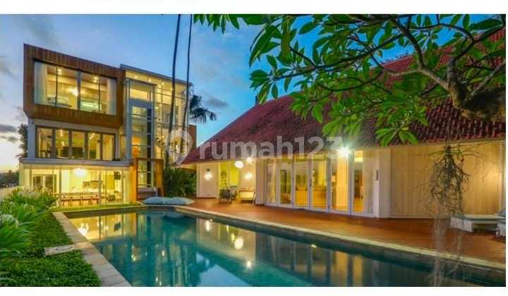 Luxury House Villa in Berawa  Heart of Canggu Near Finns Bali