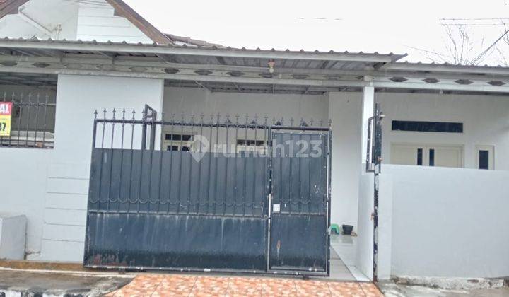 Rumah Hook Siap Huni, 1 Lantai, Menghadap Timur 2